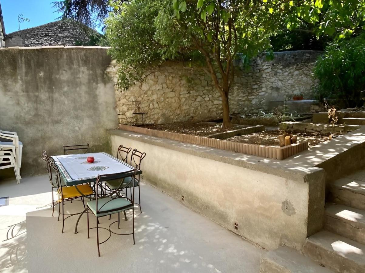 "Le Paisible" Clim Et Jardin En Centre Ville Nîmes Exterior foto